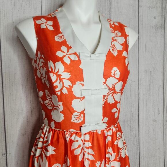 VTG 60s Elfriede for Mitch Robert Orange & White Hawaiian Hibiscus Floral Dress - Picture 2 of 9